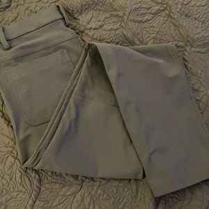 These are size 28 waist 34 length grey pants